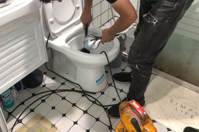 大峪镇疏通下水道