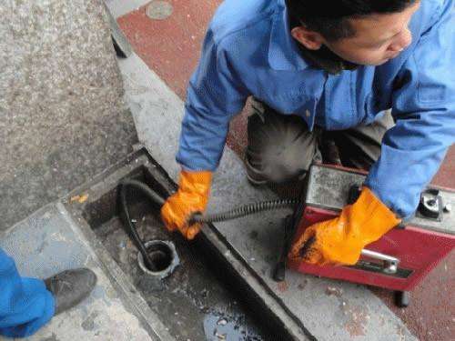 大峪镇疏通下水道